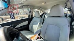 نيسان فيرسا